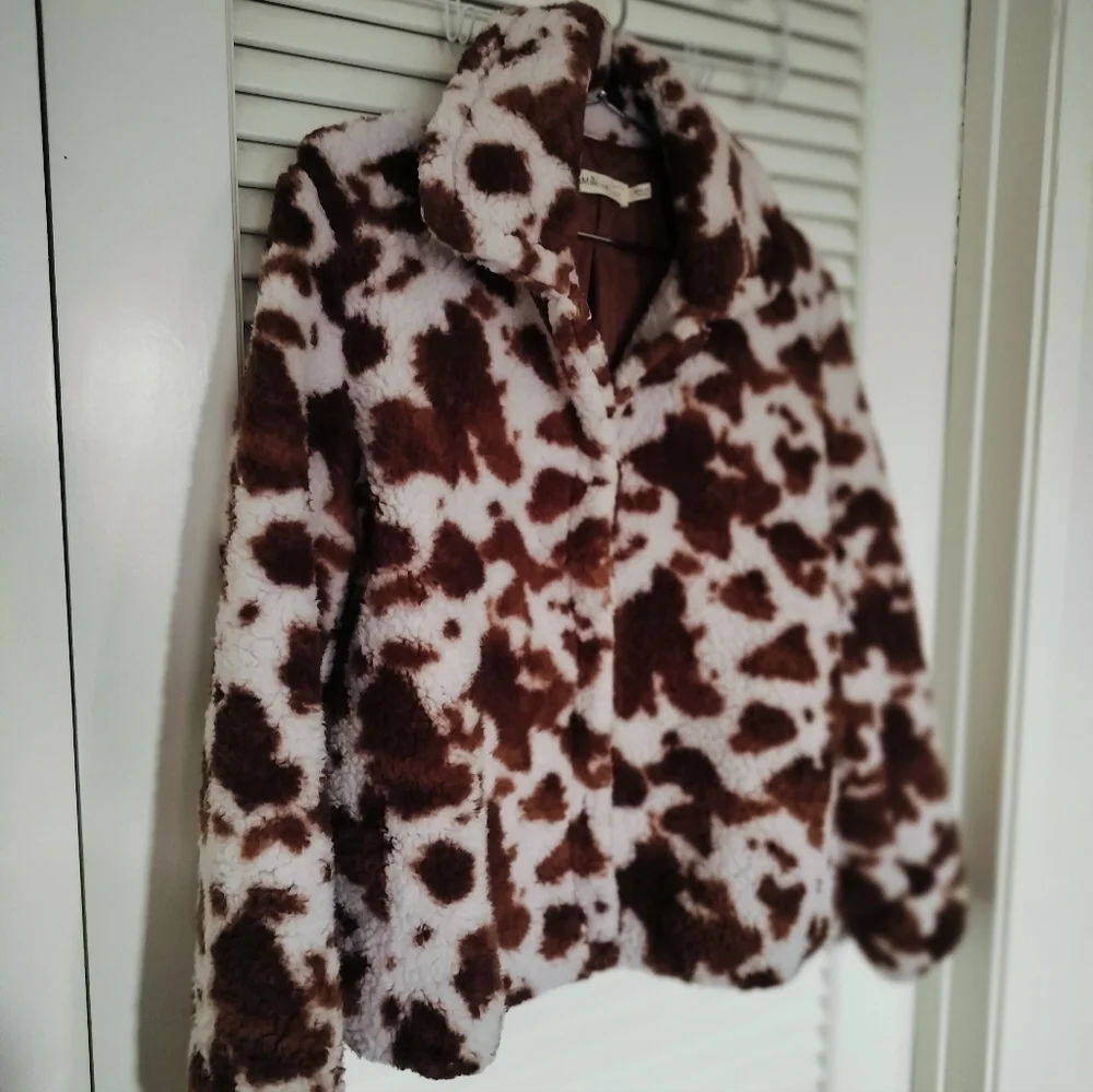 Millibon Women's Cow Print Teddy Jacket Very Soft Size Medium - Picture 2 of 8